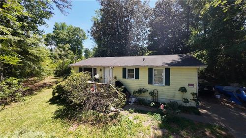 2313 Poplar St, Morrow, GA, 30260-4003 | Card Image