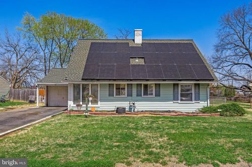 181 Pageant Ln, Willingboro, NJ, 08046-2758 | Card Image