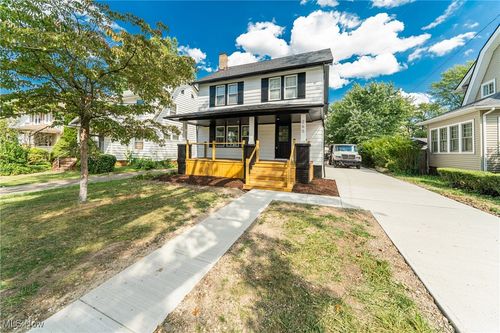 265 E 218th St, Euclid, OH, 44123-1727 | Card Image