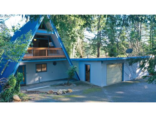 17717 Rainbow Rock Rd, Brookings, OR, 97415-9745 | Card Image