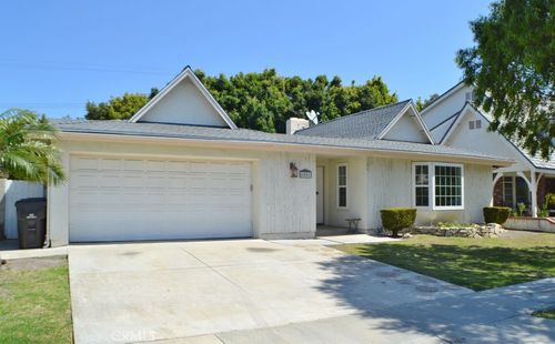 6051 Softwind Dr, Huntington Beach, CA, 92647 | Card Image