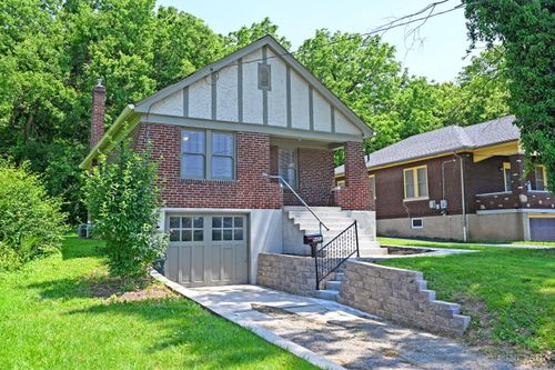 9452 Reading Rd, Reading, OH, 45215-3420 | Card Image