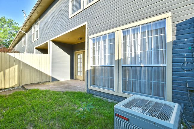 148 Cobblestone Row, House other with 3 bedrooms, 3 bathrooms and null parking in Denton TX | Image 28
