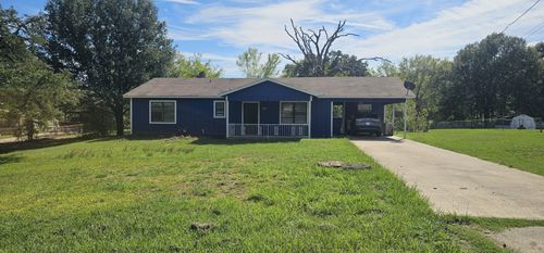 716 E High St, Grand Saline, TX, 75140-1312 | Card Image