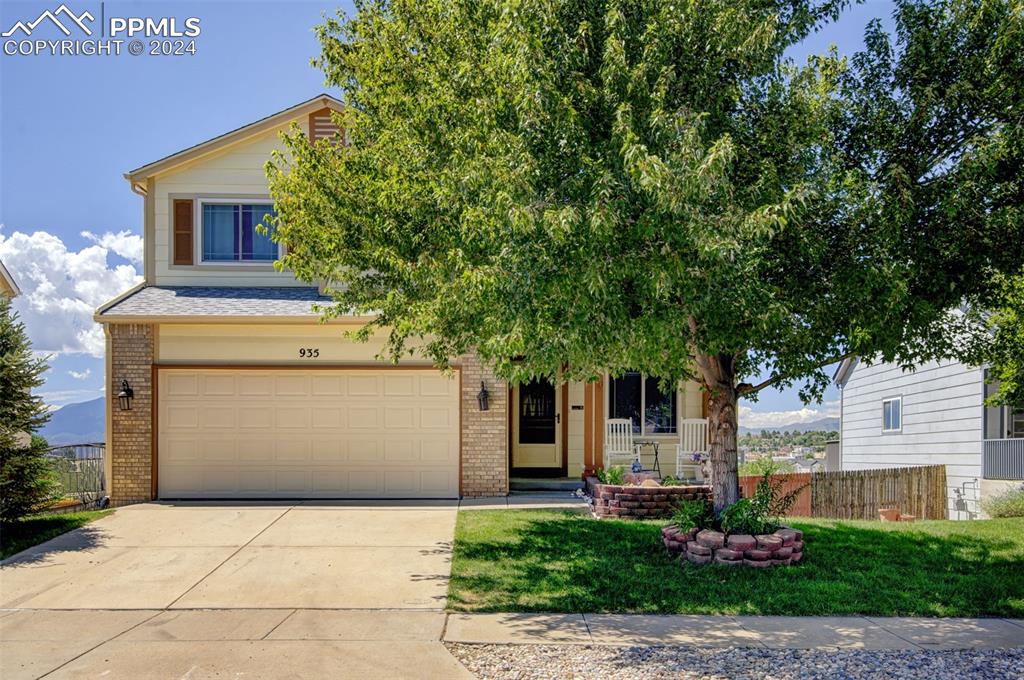 Piros Dr, Colorado Springs, CO 80922