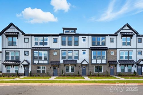 3210 Stelfox St, Charlotte, NC, 28262-6528 | Card Image