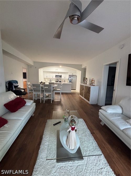 1017-7975 Preserve Cir, NAPLES, FL, 34119-6735 | Card Image