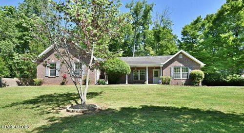 349 Fallen Oak Cir, Seymour, TN, 37865-5305 | Card Image
