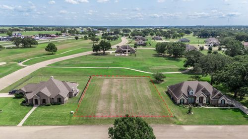 120 Lawrence Marshall Dr, Hempstead, TX, 77445-2029 | Card Image