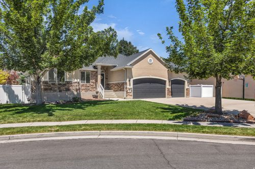 281 E Regent Park Ct, Midvale, UT, 84047-2749 | Card Image