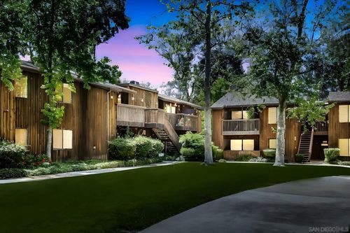 624-2157 Arnold Way, Alpine, CA, 91901-2712 | Card Image