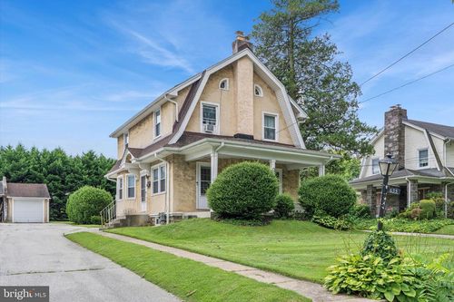 633 E Manoa Rd, HAVERTOWN, PA, 19083-5602 | Card Image