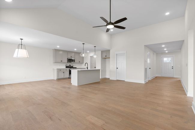 1569 Collins View Way, House other with 3 bedrooms, 2 bathrooms and 2 parking in Clarksville TN | Image 6