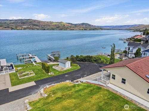 1496 S Lakeshore Rd, Chelan, WA, 98816-8759 | Card Image