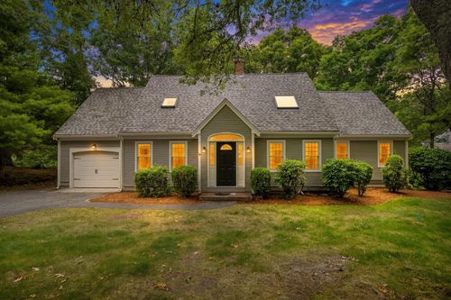 30 Currycomb Cir, West Barnstable, MA, 02668-1856 | Card Image