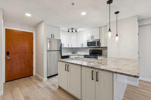 304-317 19 Ave Sw, Calgary, AB, T2S0E1 | Card Image
