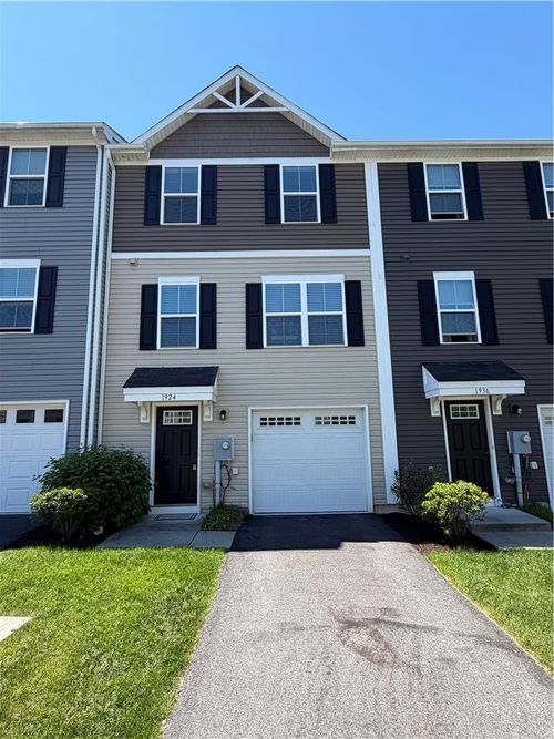 1924 Alex Rd, Forks Twp, PA, 18040-5861 | Card Image