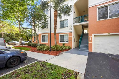 6101 Myrtlewood Cir W, Palm Beach Gardens, FL, 33418-6738 | Card Image