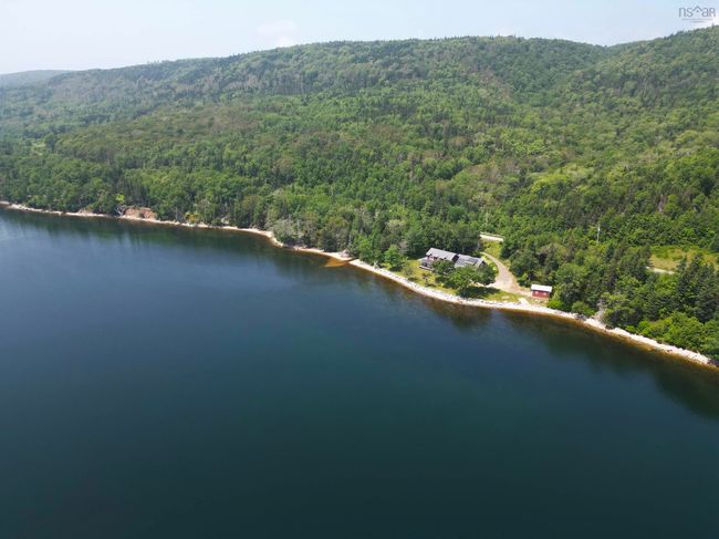 5276 Marble Mountain Rd, House other with 3 bedrooms, 3 bathrooms and 3 parking in Marble Mountain NS | Image 4