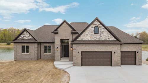 68651 Lake Angela Pointe, Richmond, MI, 48062-5627 | Card Image