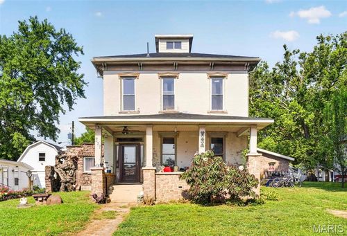 327 N 3rd St, Greenville, IL, 62246-1005 | Card Image