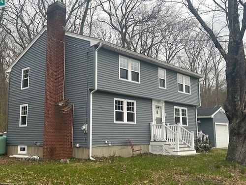 2 Howard St, Ipswich, MA, 01938-1011 | Card Image