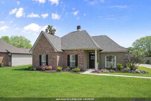 17476 Mccrory 1 Rd, Prairieville, LA, 70769-4631 | Card Image