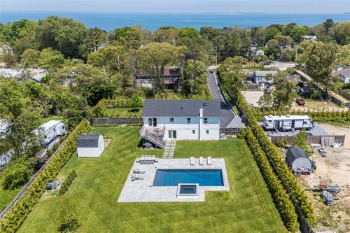 b-78 North Road, Southampton, NY, 11946 | Card Image