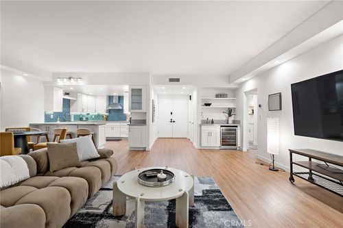 apt-507-321 S San Vicente Blvd, LOS ANGELES, CA, 90048-3332 | Card Image