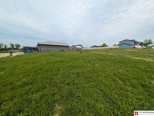 21516 Arabian Road, Omaha, NE, 68022 | Card Image