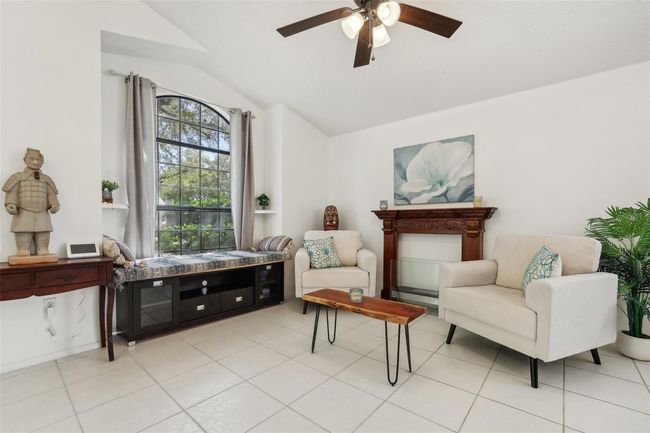 1120 Parker Canal Ct, House other with 4 bedrooms, 2 bathrooms and null parking in OVIEDO FL | Image 12
