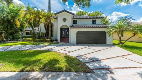 6421 Falconsgate Ave, Davie, FL, 33331-2931 | Card Image