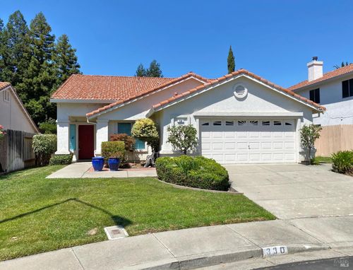 330 Crow Canyon Ct, Vacaville, CA, 95688-1060 | Card Image