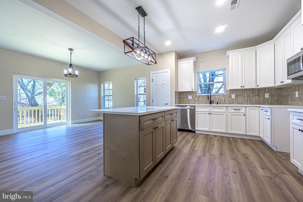 Residential Lease in MILLVILLE 2