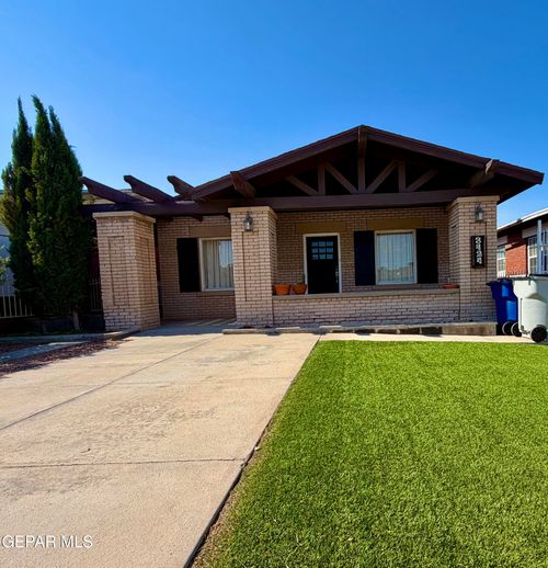 3424 La Luz Ave, El Paso, TX, 79903-4314 | Card Image