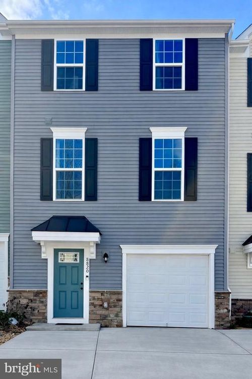 8820 Stevenson Ln, SPOTSYLVANIA, VA, 22553-1993 | Card Image