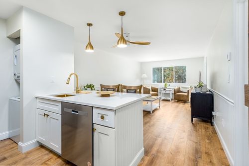 h-81 Fletcher Ln, Brewster, MA, 02631-3032 | Card Image