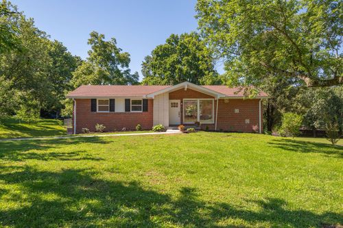 627 Woodett Dr, Nashville, TN, 37211-5955 | Card Image