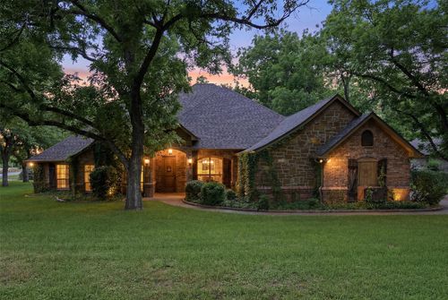 8753 S Monticello Cir, Granbury, TX, 76049-4704 | Card Image
