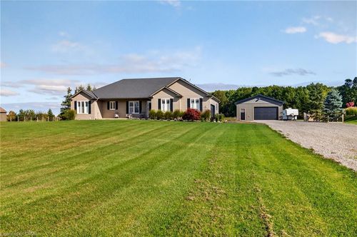 849 River Rd, Fenwick, ON, L0S1C0 | Card Image