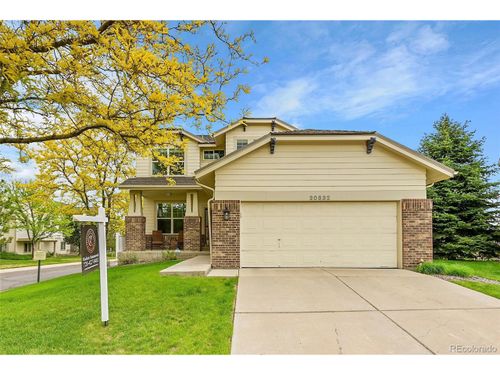 20532 E Lake Cir, Centennial, CO, 80016-3888 | Card Image