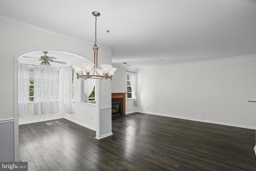Residential in OWINGS MILLS 4