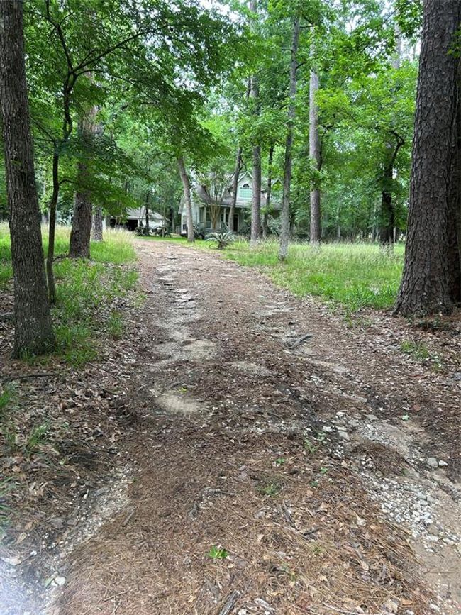 15930 Stagecoach Rd, House other with 3 bedrooms, 2 bathrooms and null parking in Stagecoach TX | Image 6
