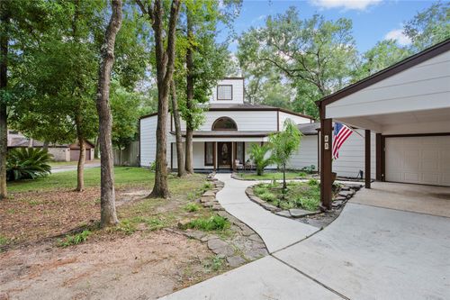 83 Woodhaven Wood Dr, The Woodlands, TX, 77380-3972 | Card Image