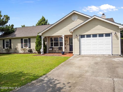 302 Foxridge Ln, Hubert, NC, 28539-4533 | Card Image