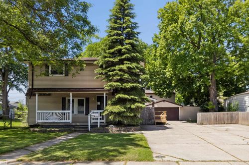 27119 Blum St, Roseville, MI, 48066-4373 | Card Image