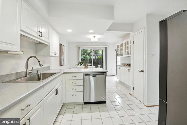2151 Cabots Point Ln, Townhouse with 4 bedrooms, 3 bathrooms and null parking in RESTON VA | Image 19