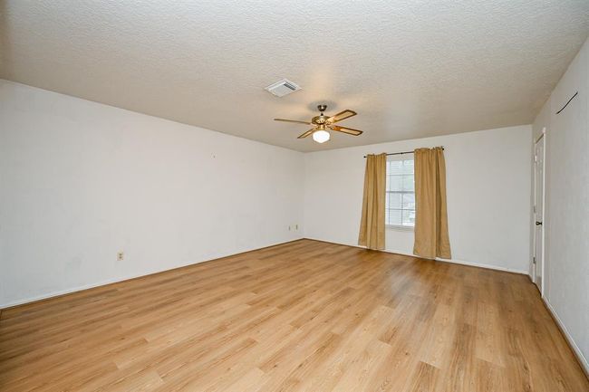 Primary Bedroom | Image 26