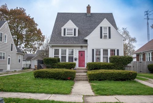 7722 27th Avenue, Kenosha, WI, 53143 | Card Image