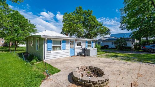 109 Beacon Light Ln, Buckeye Lake, OH, 43008-7752 | Card Image